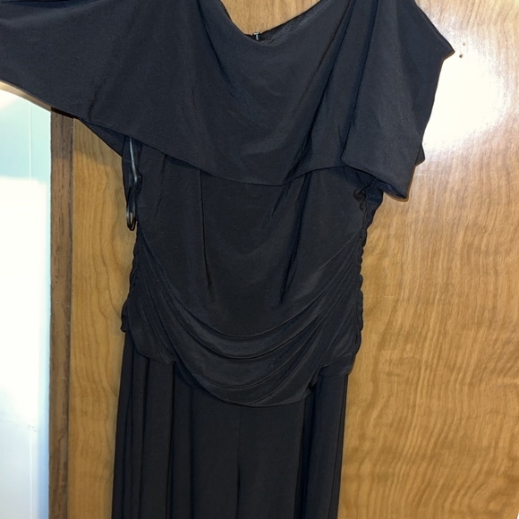 Beautiful romper - Picture 2 of 3